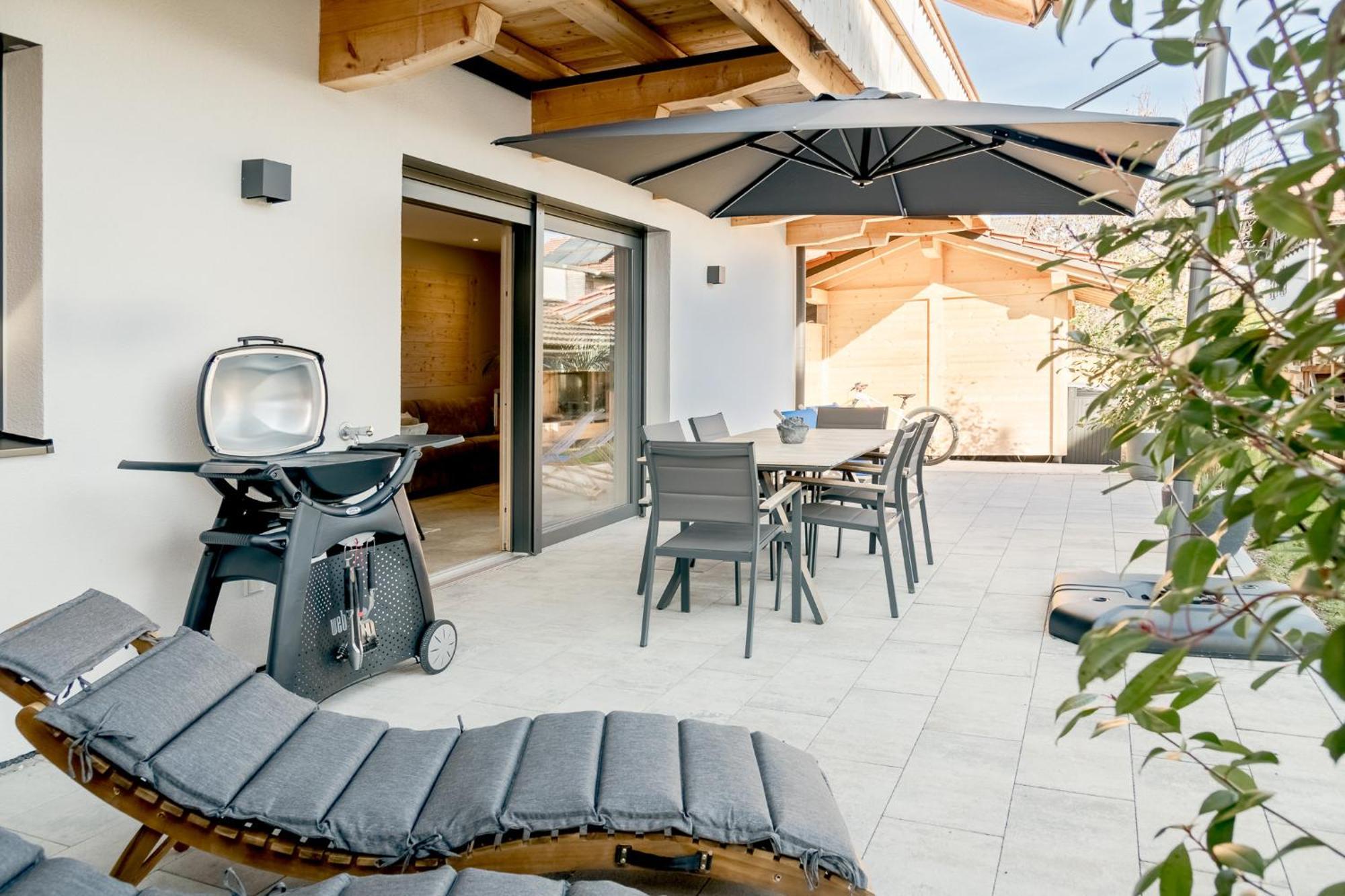 Fenjoy: Ferienapartment Mit Terrasse / Zentral / Bbq Бернау-ам-Кимзее Экстерьер фото