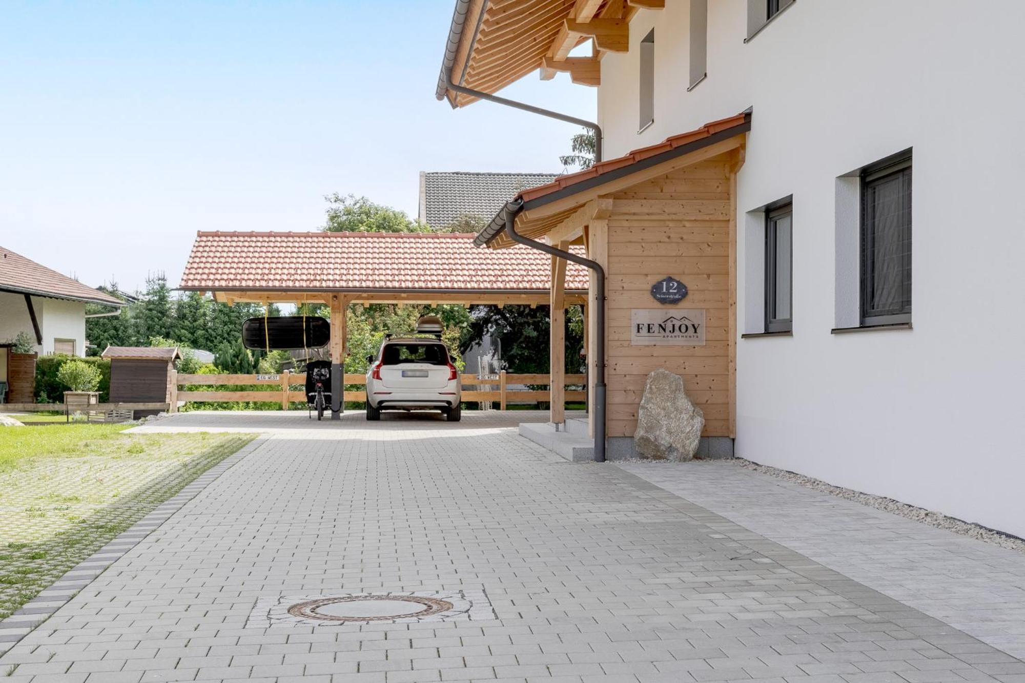 Fenjoy: Ferienapartment Mit Terrasse / Zentral / Bbq Бернау-ам-Кимзее Экстерьер фото